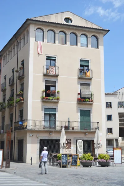 Strada nel centro di Girona — Foto Stock