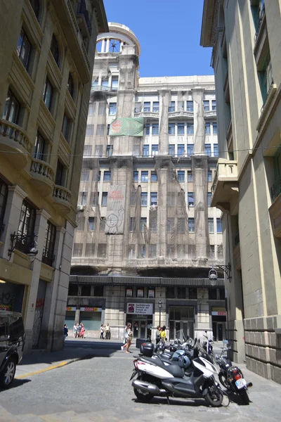 Straße im zentrum von barcelona — Stockfoto