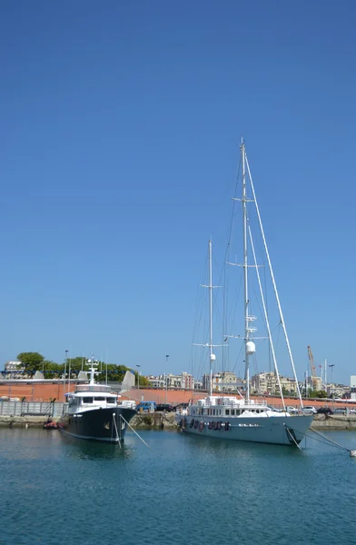 Veleiros no porto de Barcelona — Fotografia de Stock