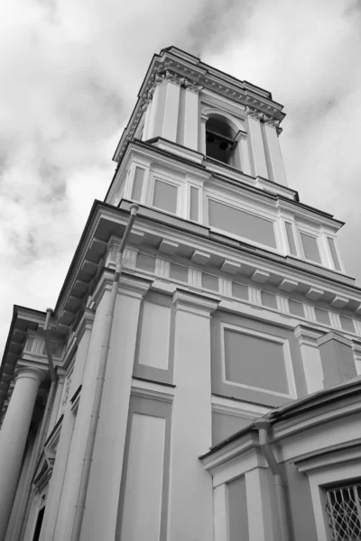 Glockenturm von Alexander Nevsky Lavra — Stockfoto