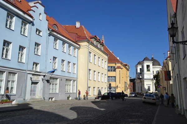 Rue dans la vieille ville de Tallinn — Photo