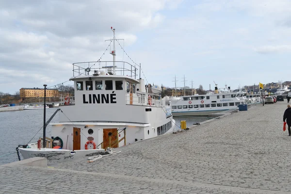 Nave în portul Stockholm — Fotografie, imagine de stoc