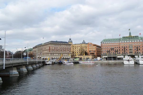 路堤在斯德哥尔摩中央部分 — 图库照片