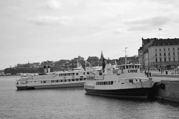 Statki w porcie w Sztokholmie — Zdjęcie stockowe