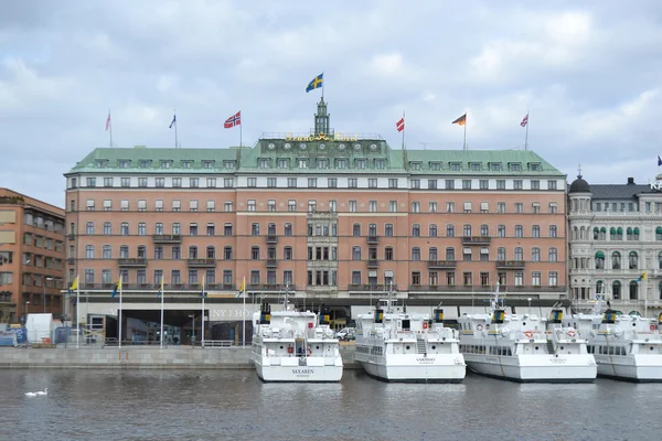 Nábřeží v městském části Stockholmu — Stock fotografie