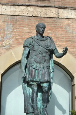 heykeli gaius julius caesar