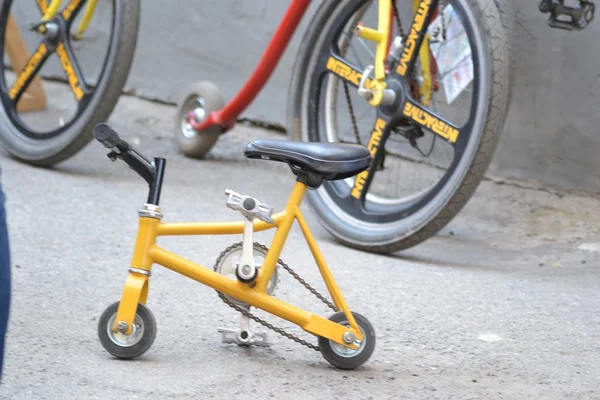 Biciclette insolite. VelikiDen al progetto Loft Etagi . — Foto Stock