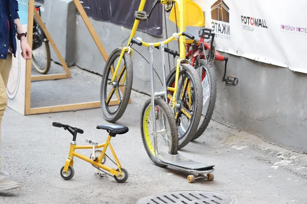 Bicicletas incomuns. Velof=" VelikiDen "no Loft Project Etagi . — Fotografia de Stock