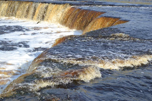 Невеликий водоспад — стокове фото