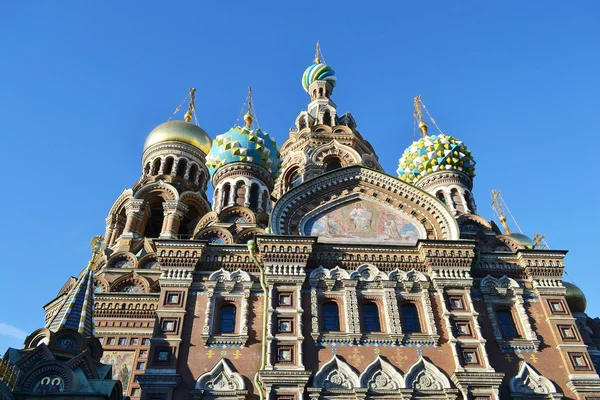 Orthodoxe Kirche "spas na krovi" — Stockfoto