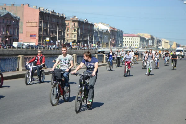 Carrera de ciclismo en la calle de San Petersburgo —  Fotos de Stock