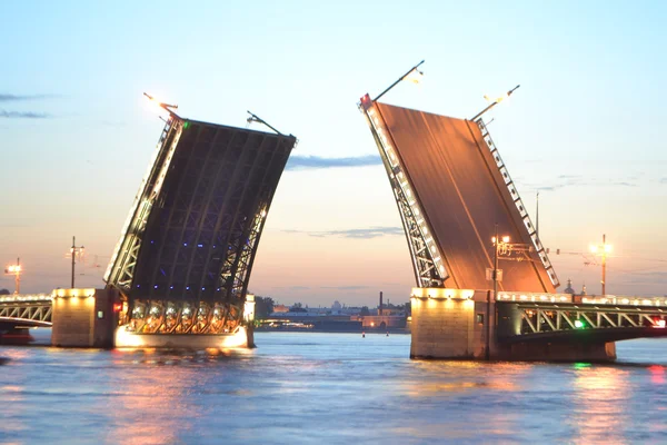 Palastbrücke bei Nacht — Stockfoto