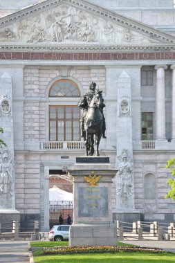 büyük Petro heykeli