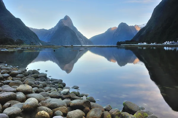 Milford Sound, Nueva Zelanda — Foto de Stock