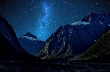 Milford sound, Yeni Zelanda
