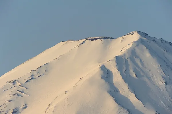 Zoom of the top of mount fuji from japan — Stock Photo, Image