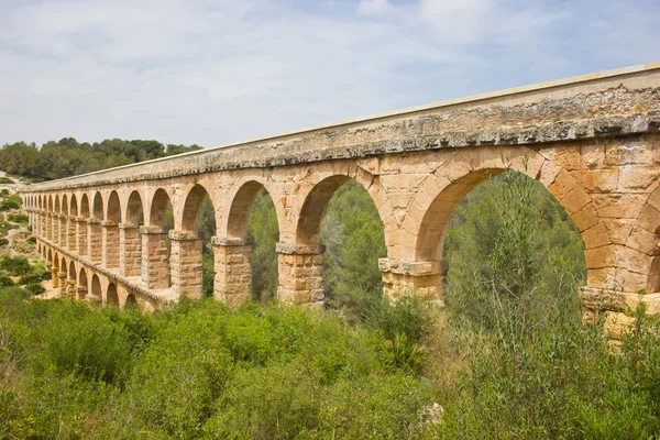 Aqueduct in Catalonia — Stock Photo, Image