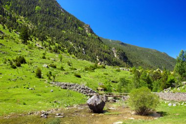 Lake llebreta Milli Parkı aiguestortes içinde