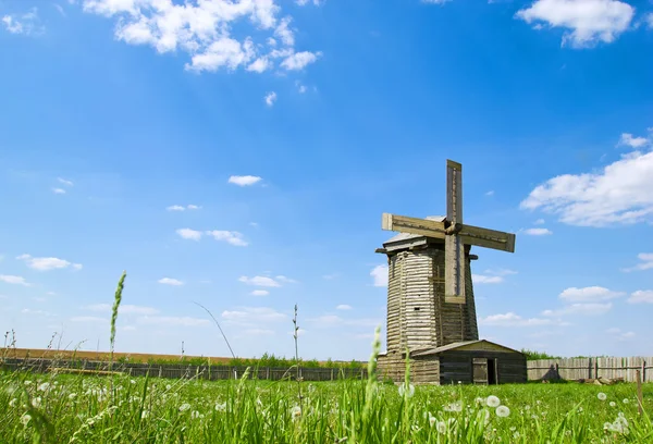 Традиційна дерев'яні млини — стокове фото