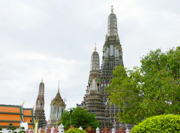 Temple of dawn in Bangkok — Stock Photo, Image