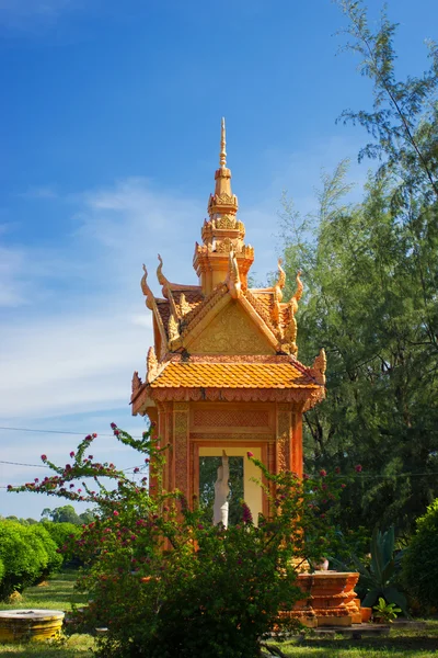 Buddhist pagoda — Stock Photo, Image