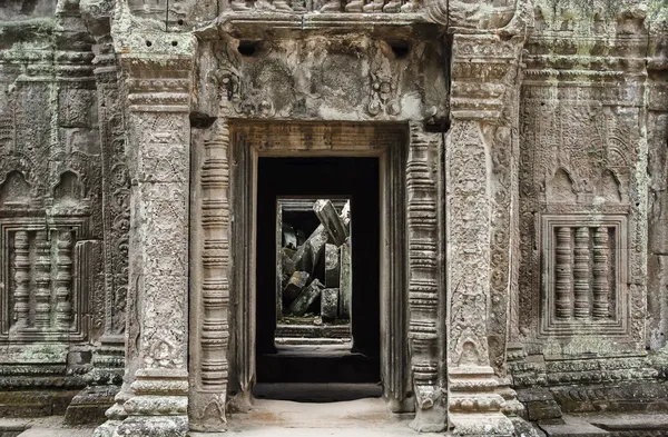 Angkor wat kalıntıları — Stok fotoğraf