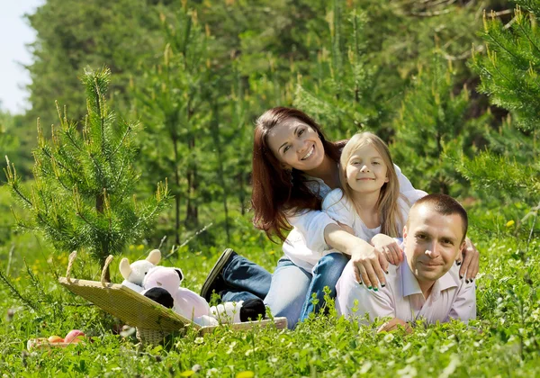 Glückliche Familie — Stockfoto