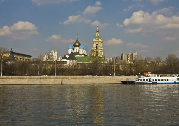 Moscú, monasterio Novospasskiy — Foto de Stock