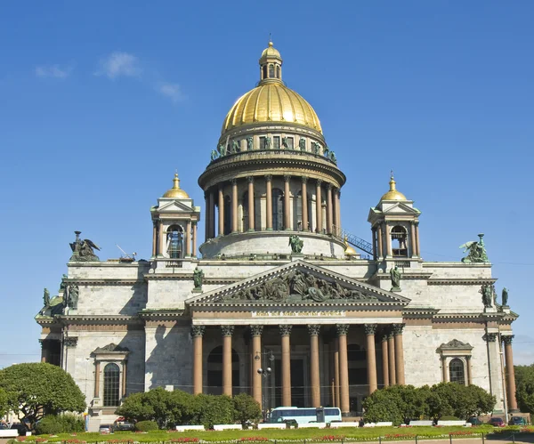 St. petersburg, kathedrale von st. isaak (isaakievskiy) — Stockfoto