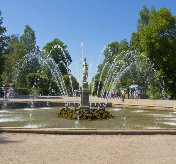 Peterhof, fontänen — Stockfoto