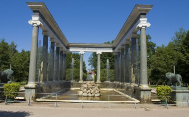 Peterhof, Çeşme aslan cascade