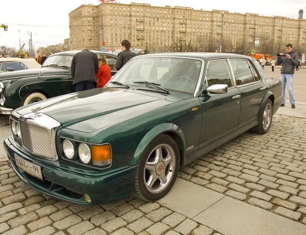 Retro araç bentley — Stok fotoğraf