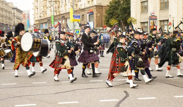 モスクワでのパレードにスコットランドのオーケストラ — ストック写真