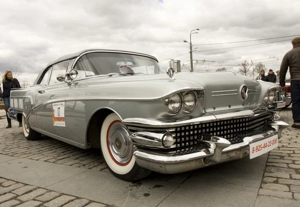 Retro Cadillac — Zdjęcie stockowe