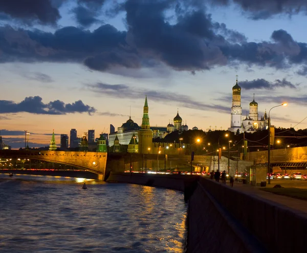Moskou, kremlin nachts — Stockfoto