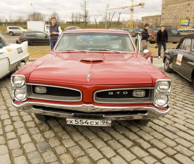 Retro Pontiac Gto