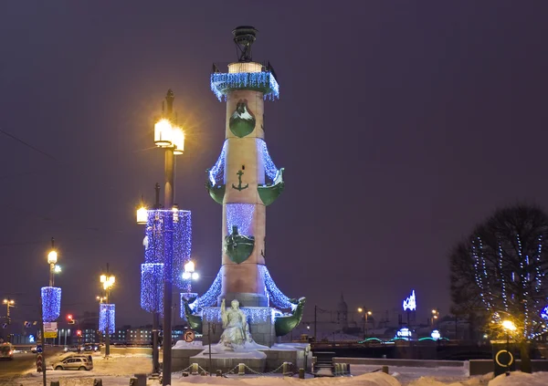 St. petersburg, rostrální sloupec — Stock fotografie