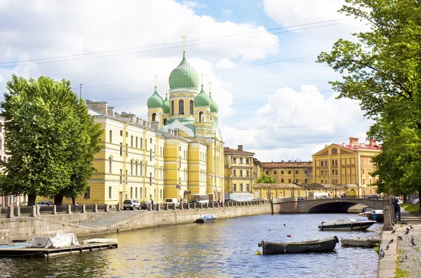 Sint-petersburg, kathedraal van st. isidor — Stockfoto