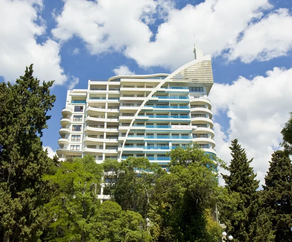 Yalta, modern building — Stock Photo, Image