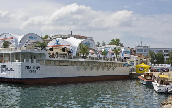 Sevastopol, cafe on water — Stock Photo, Image