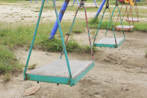 Empty swings — Stock Photo, Image