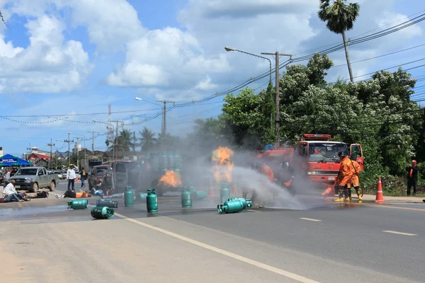 Fighter brandbekämpningstekniker — Stockfoto