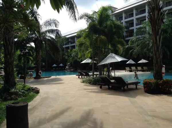 Piscine à l'hôtel Thaïlande — Photo