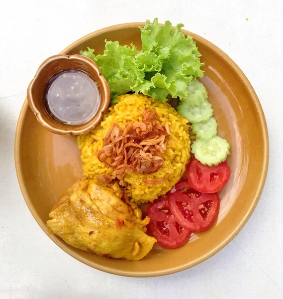 Arroz con pollo al curry — Foto de Stock