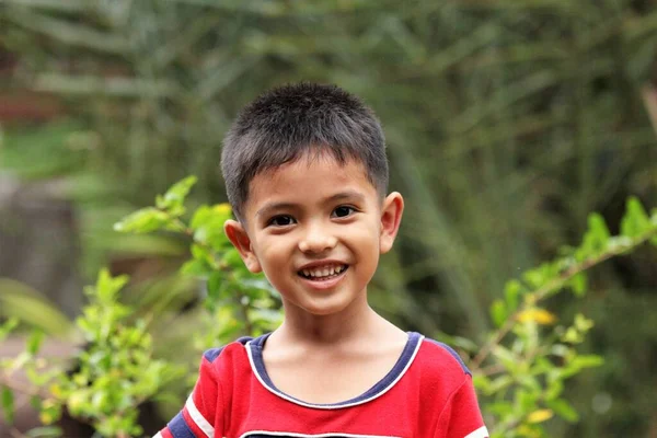 Asian Thai Little Boy Play Backyard — Photo