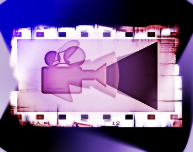 beyaz izole eski film şeridi çerçeve ve film projektör