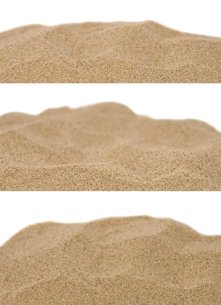 Hromada pouštní písek izolované na bílém pozadí — Stock fotografie