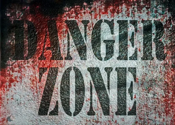 Zone de danger Zone panneau métallique arrière-plan grungy — Photo