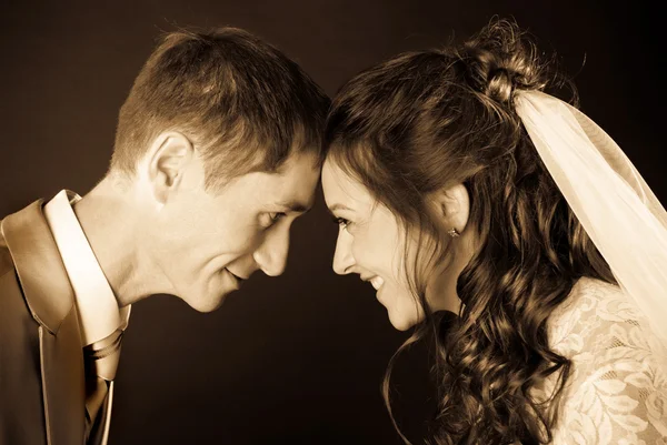 Bride and groom — Stock Photo, Image