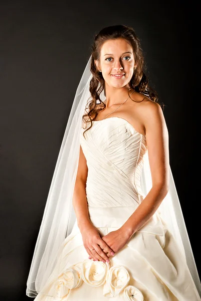 Lächelnde Braut — Stockfoto
